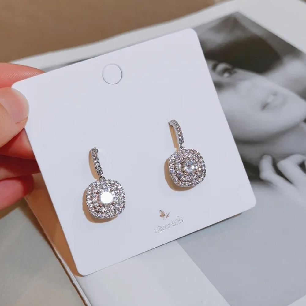 Sparkly zircon crystal drop hook dandle drop fashion earrings. - Picture 4 of 4